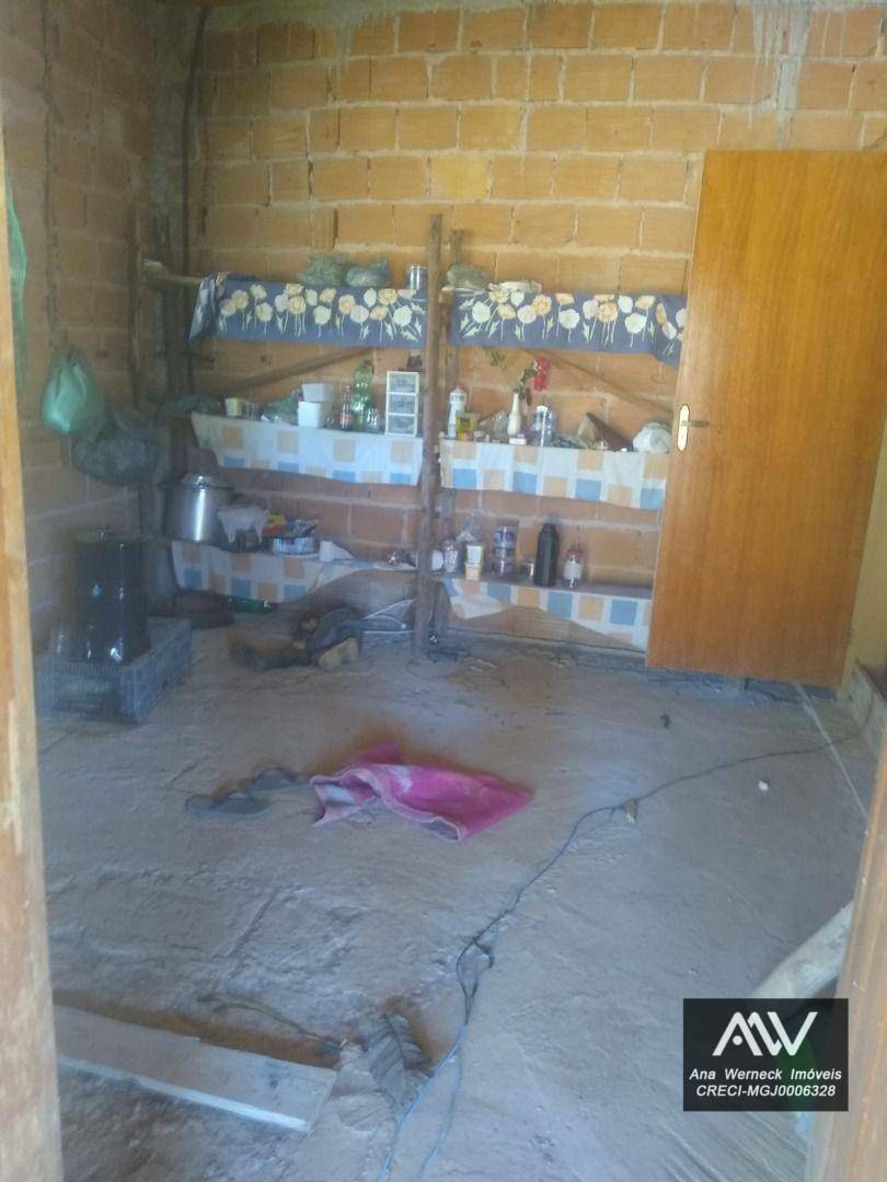 Chácara à venda com 2 quartos, 1400M2 - Foto 11