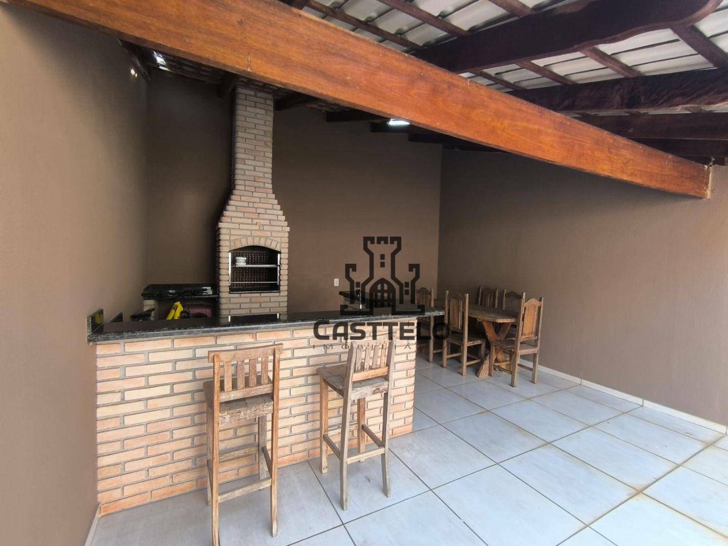 Casa à venda com 2 quartos, 70m² - Foto 26