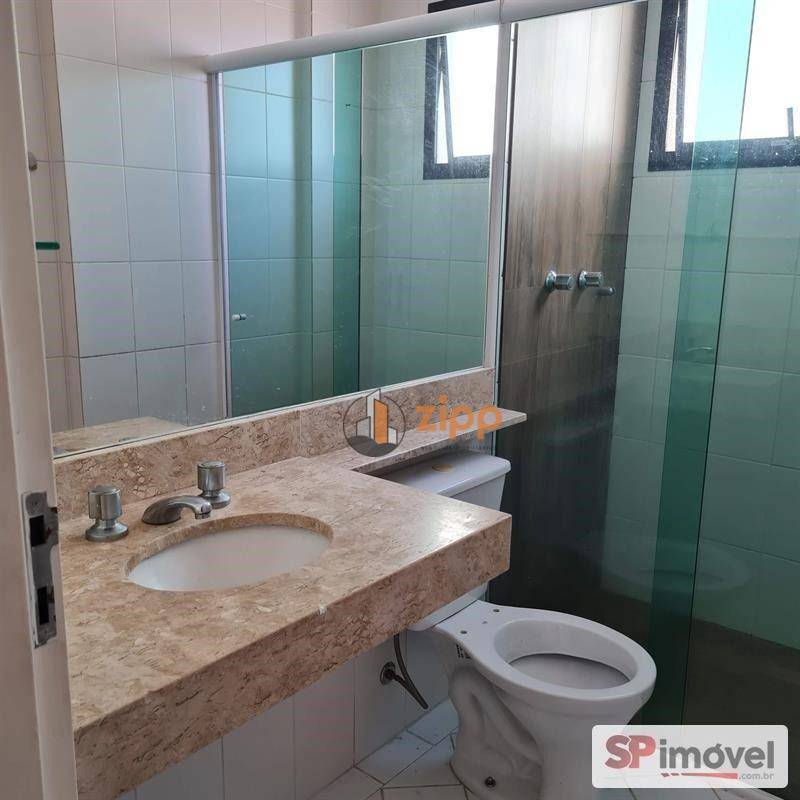 Apartamento para alugar com 2 quartos, 67m² - Foto 15