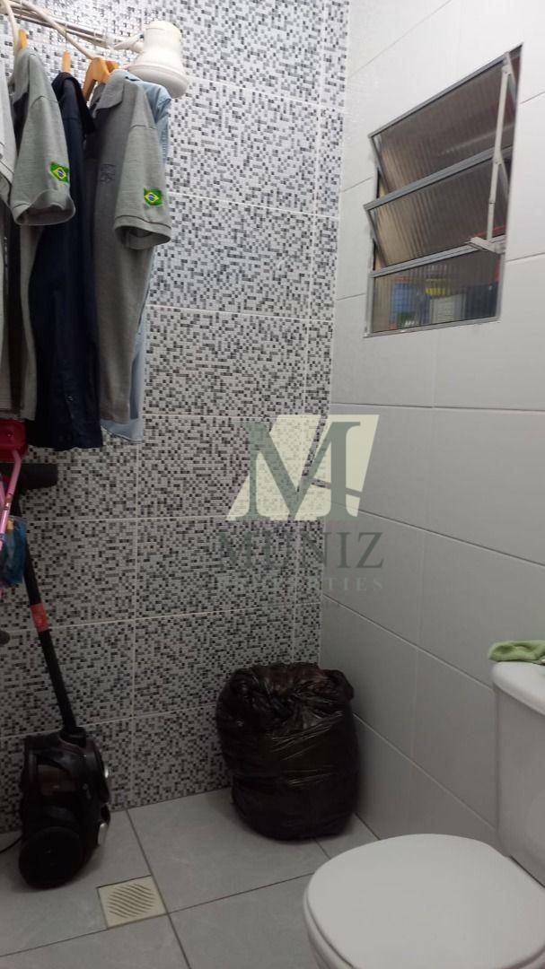 Casa à venda com 2 quartos, 69m² - Foto 12