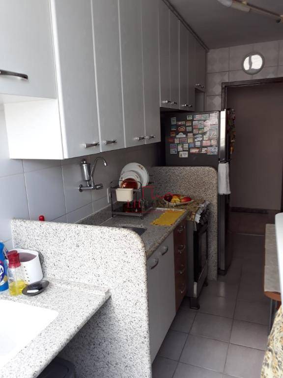 Apartamento à venda com 2 quartos, 53m² - Foto 10