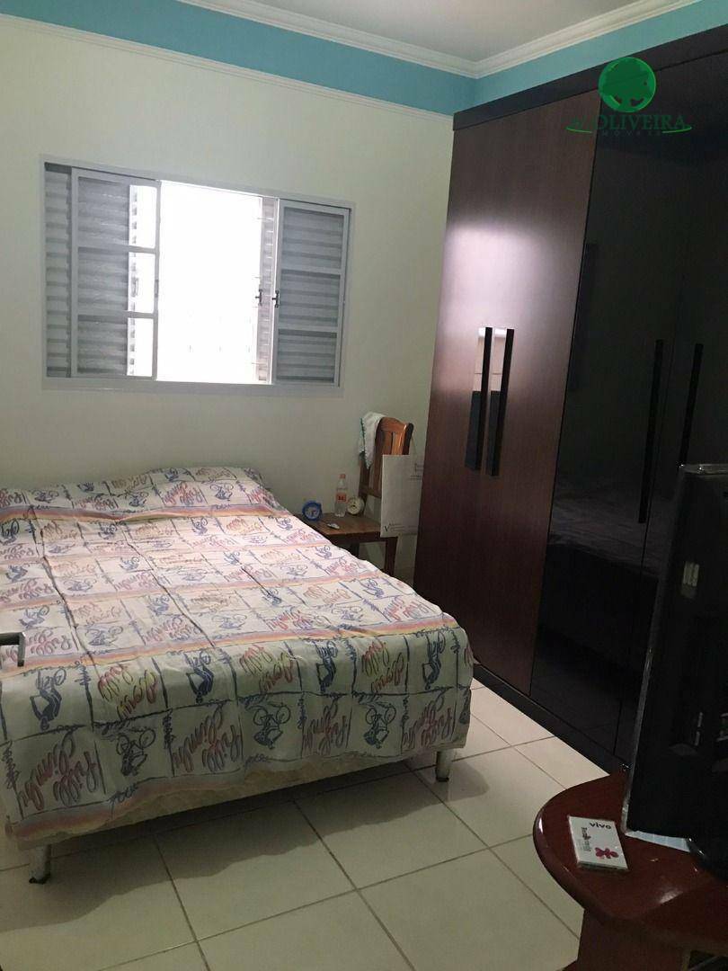 Casa à venda com 3 quartos, 156m² - Foto 8