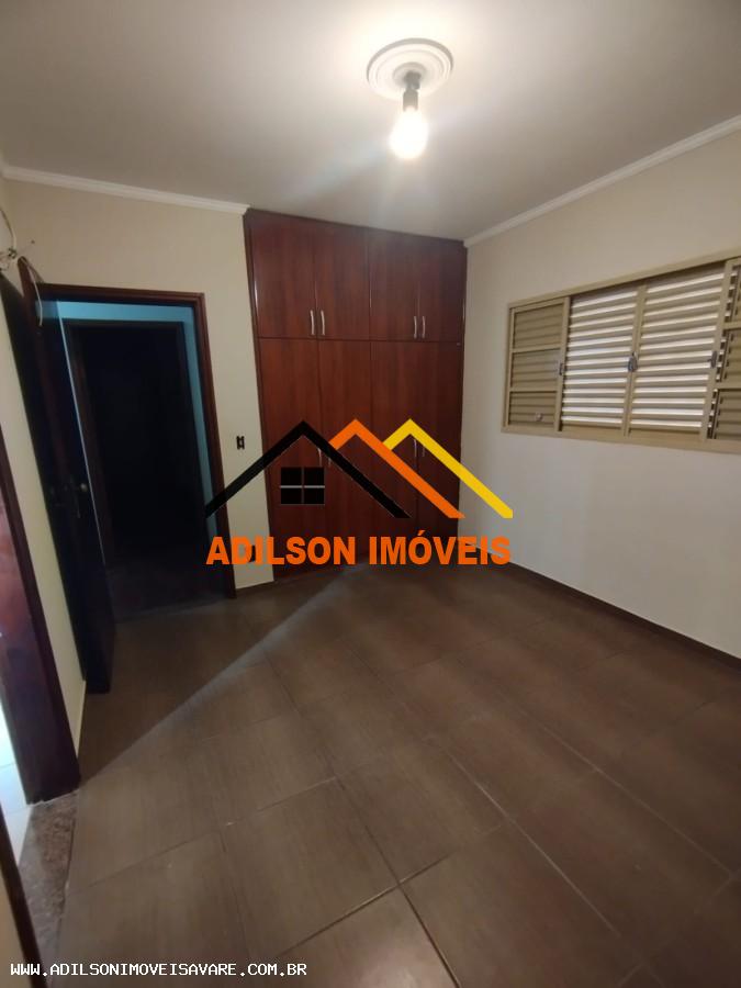 Casa à venda com 3 quartos, 127m² - Foto 9
