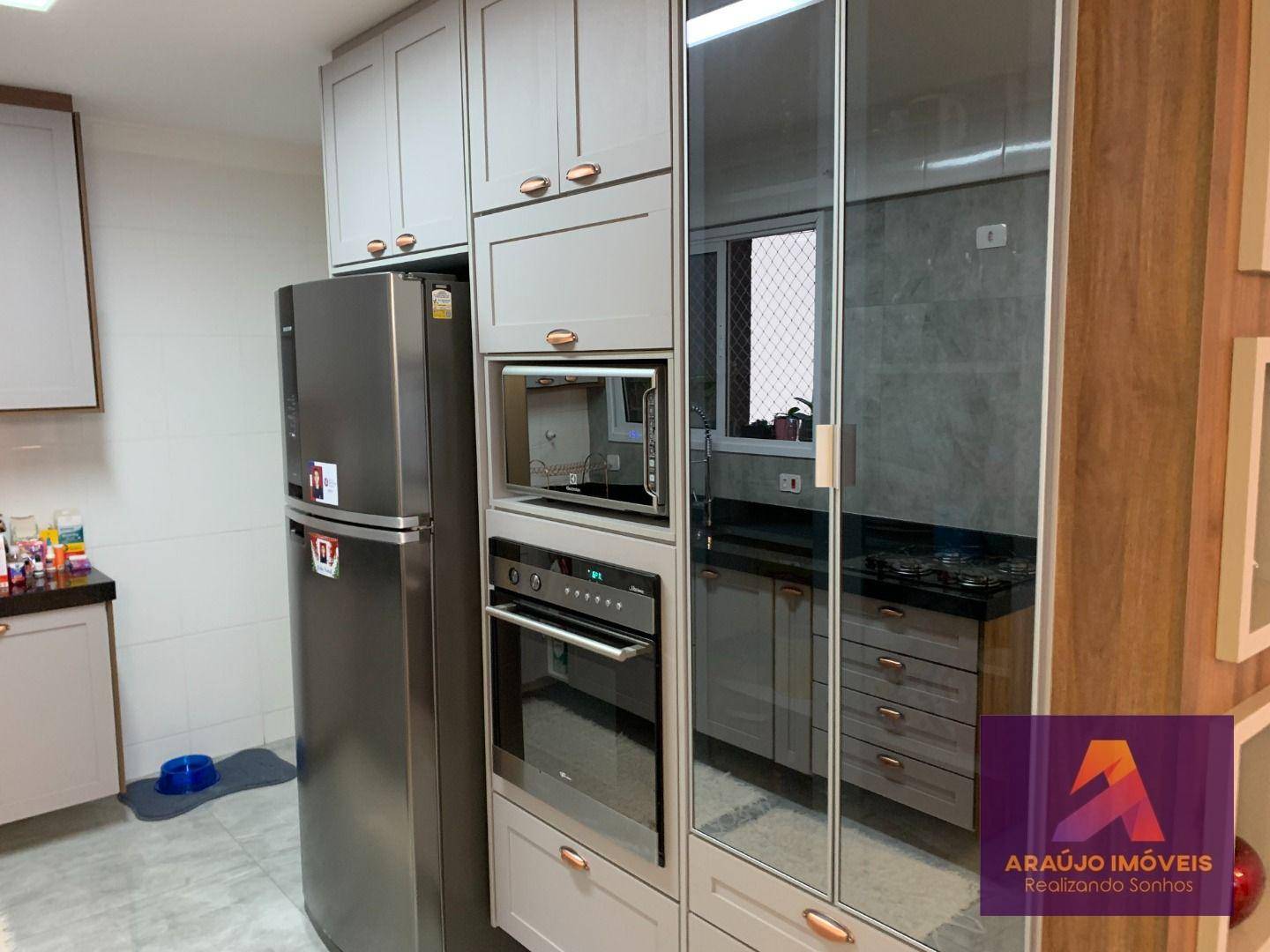 Apartamento à venda com 3 quartos, 100m² - Foto 11