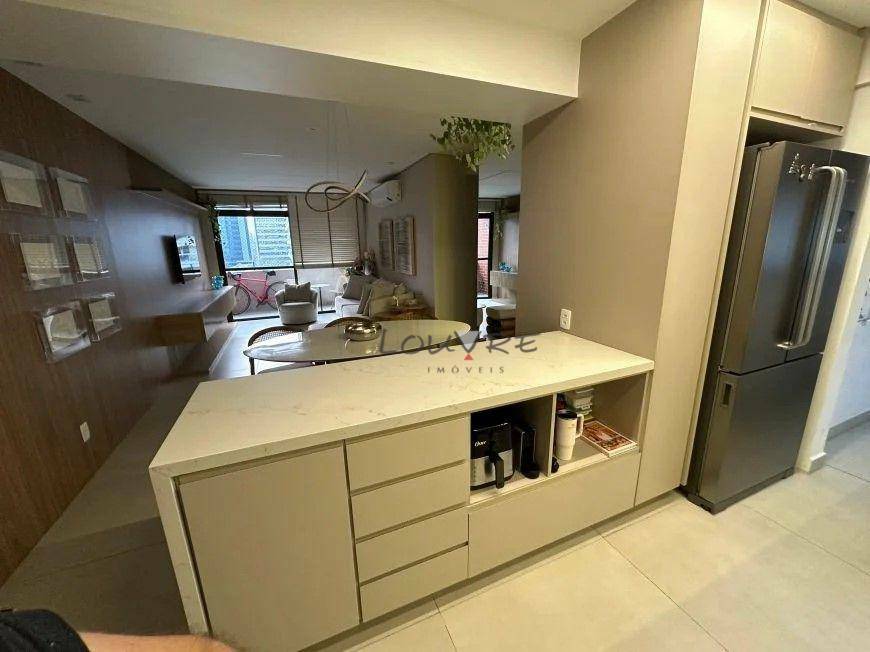 Apartamento à venda com 3 quartos, 90m² - Foto 3