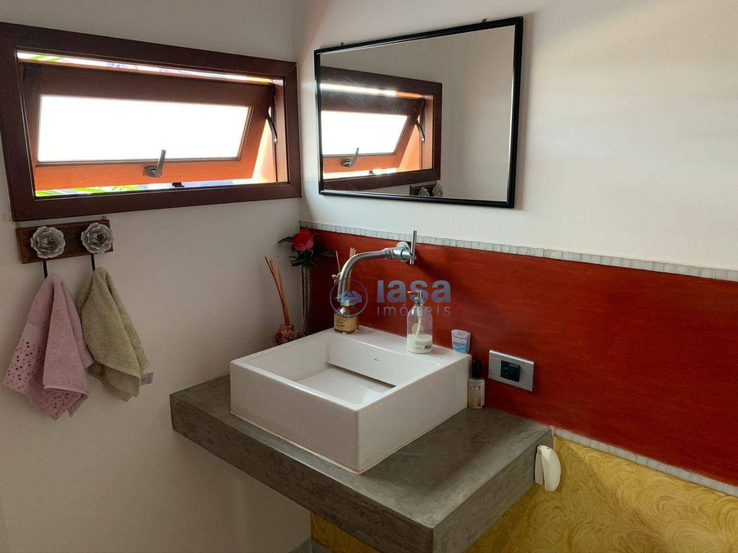 Sobrado à venda com 3 quartos, 250m² - Foto 7