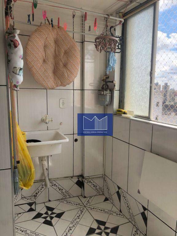 Apartamento à venda com 2 quartos, 70m² - Foto 15