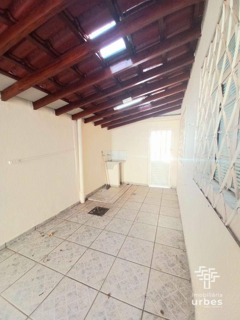 Casa à venda com 3 quartos, 220m² - Foto 21