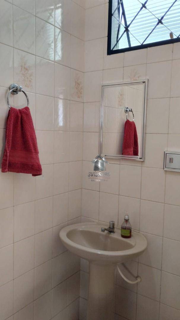 Casa, 4 quartos, 214 m² - Foto 2