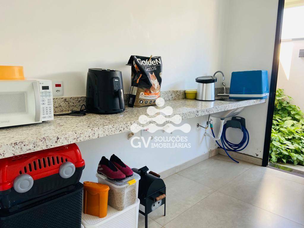 Sobrado à venda com 3 quartos, 212m² - Foto 27