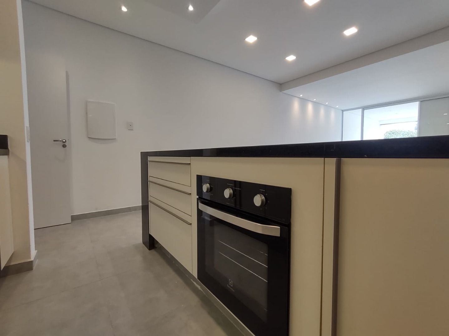 Apartamento à venda com 2 quartos, 86m² - Foto 6