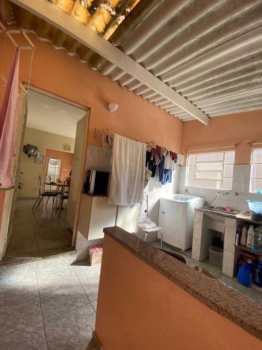 Casa à venda com 2 quartos, 650m² - Foto 5