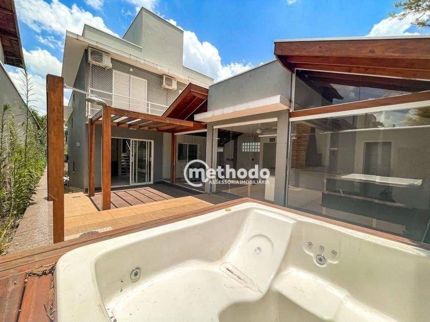 Casa de Condomínio à venda com 3 quartos, 214m² - Foto 1