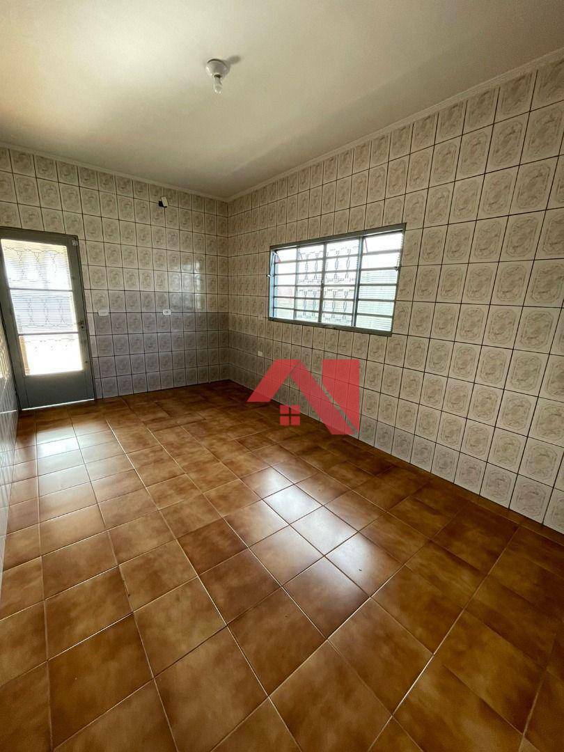 Casa à venda com 3 quartos, 138m² - Foto 8