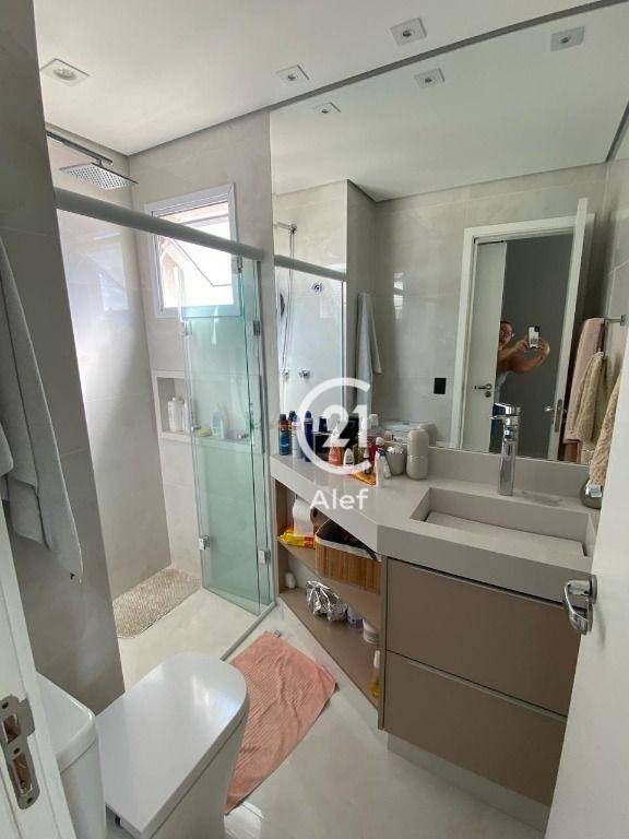 Apartamento à venda com 3 quartos, 144m² - Foto 15