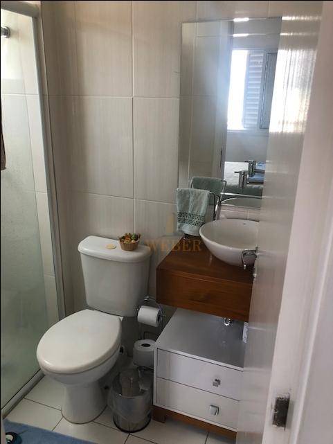 Apartamento à venda com 2 quartos, 72m² - Foto 18