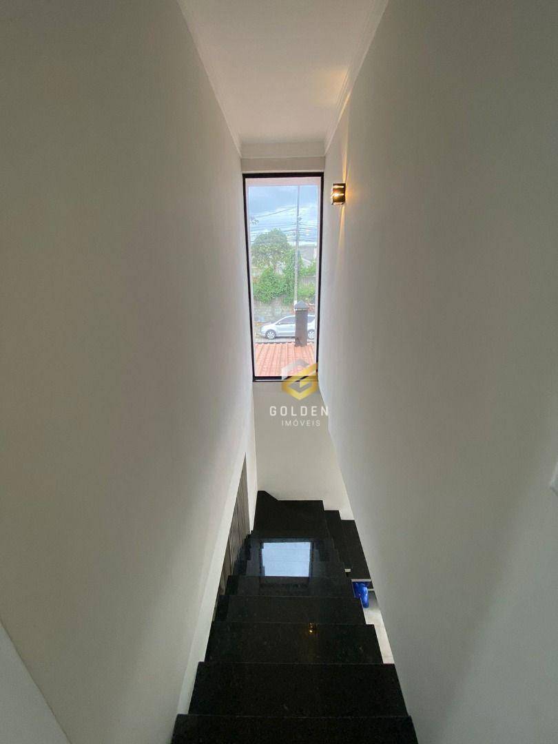 Sobrado à venda com 3 quartos, 106m² - Foto 4