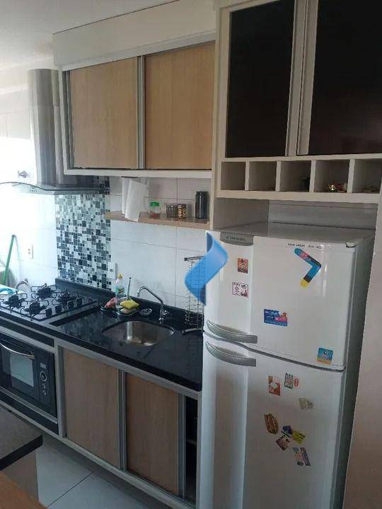 Apartamento à venda com 2 quartos, 48m² - Foto 13