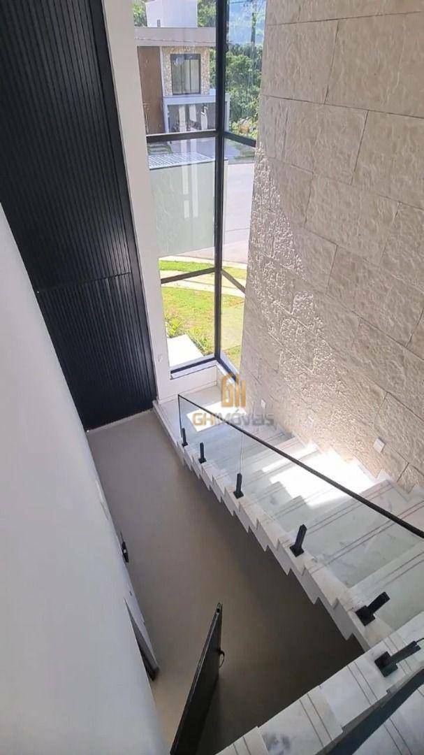 Sobrado, 4 quartos, 225 m² - Foto 2