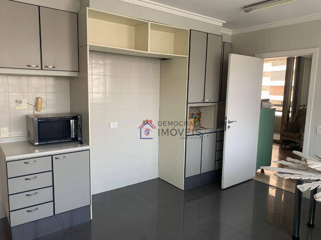 Apartamento à venda e aluguel com 4 quartos, 240m² - Foto 10