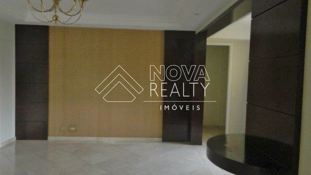 Apartamento para alugar com 4 quartos, 222m² - Foto 4