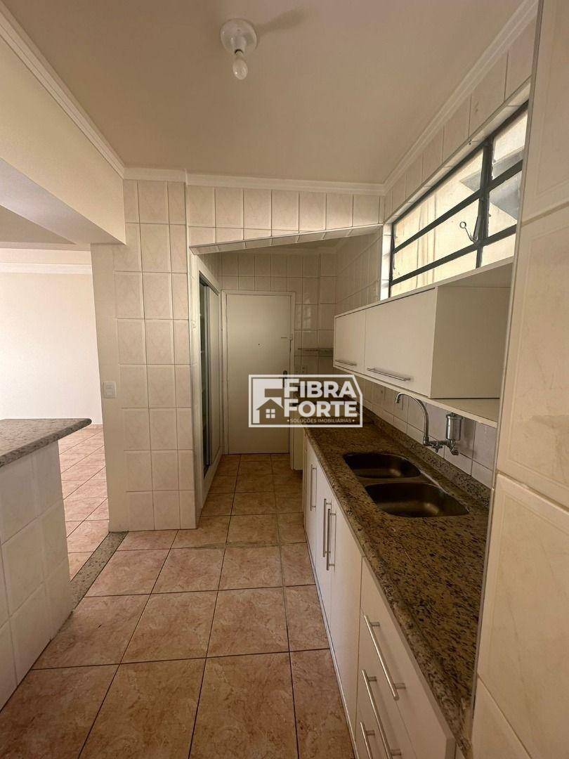 Apartamento à venda com 3 quartos, 74m² - Foto 13