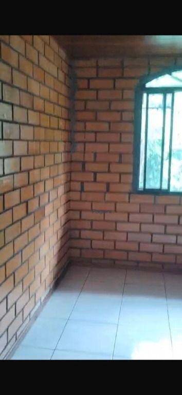 Casa à venda com 3 quartos, 70m² - Foto 6