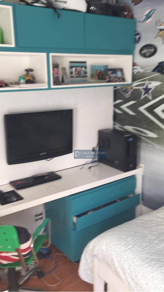 Apartamento à venda com 4 quartos, 135m² - Foto 19