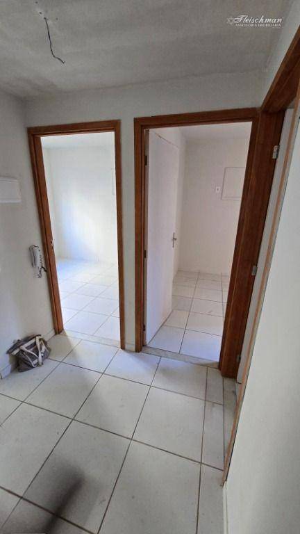 Apartamento à venda com 2 quartos, 50m² - Foto 4