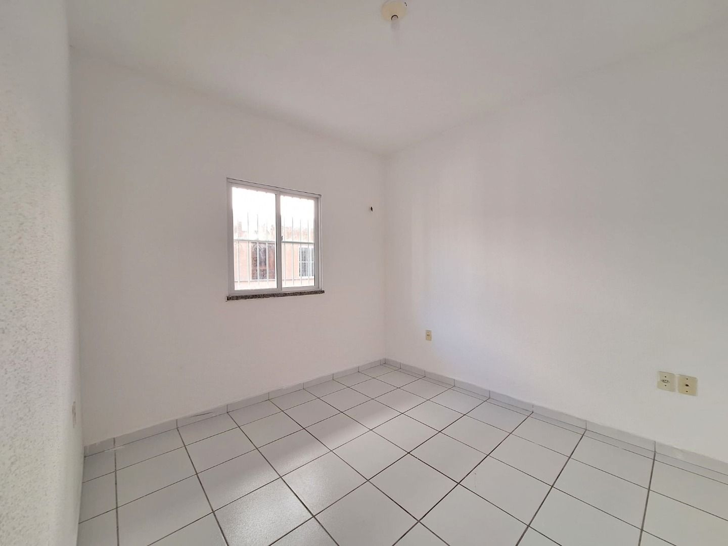 Apartamento para alugar com 2 quartos, 50m² - Foto 8