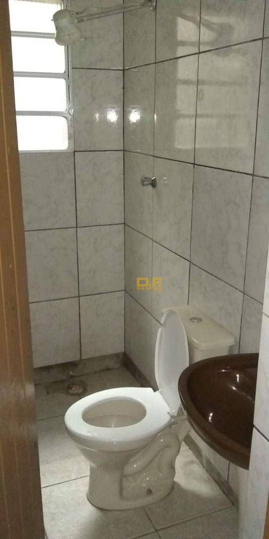 Casa à venda com 2 quartos, 1m² - Foto 2