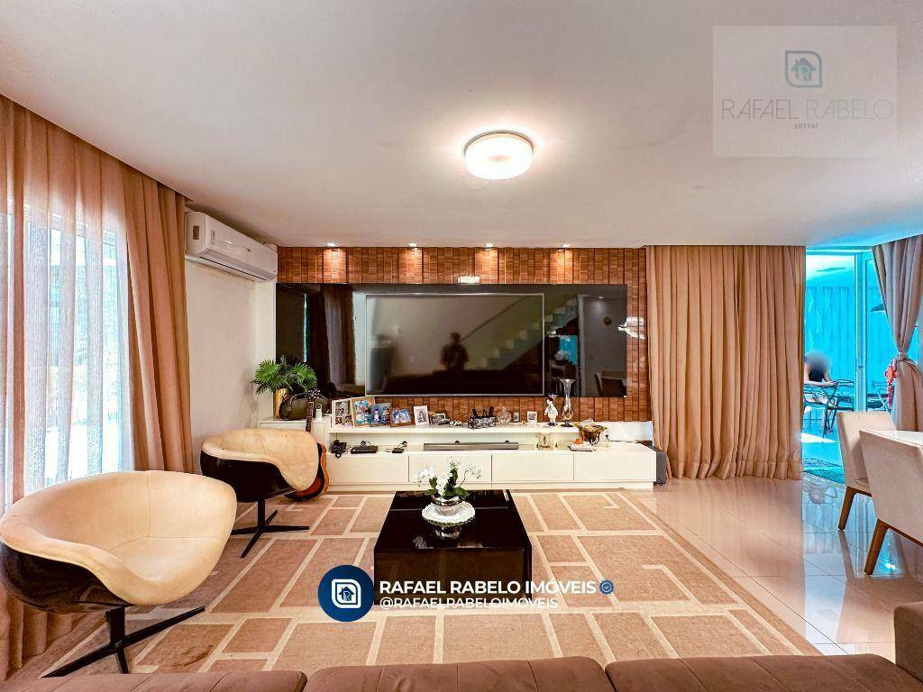 Casa de Condomínio para alugar com 4 quartos, 206m² - Foto 18