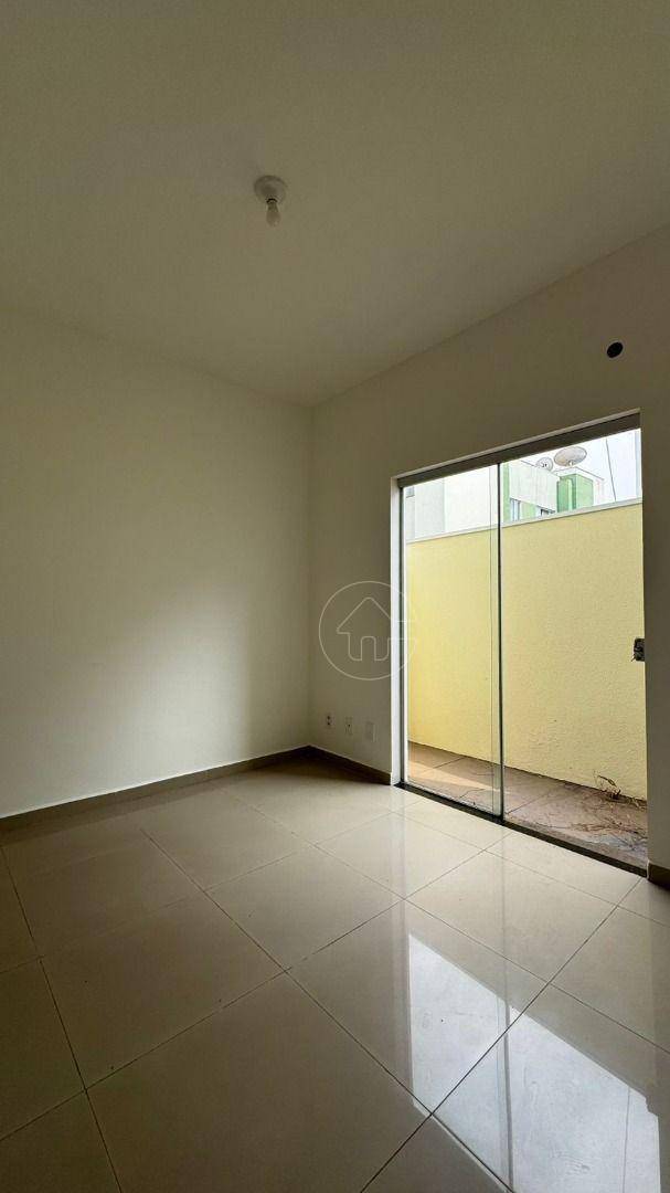 Apartamento para alugar com 3 quartos, 80m² - Foto 3