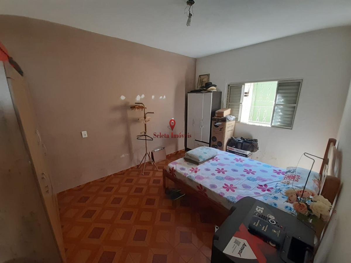 Casa à venda com 2 quartos, 250m² - Foto 10