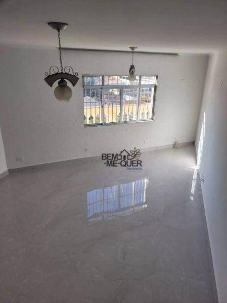 Sobrado à venda com 3 quartos, 259m² - Foto 3