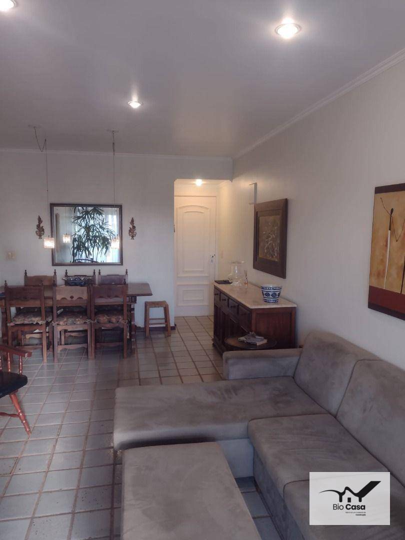 Apartamento à venda com 3 quartos, 200m² - Foto 3