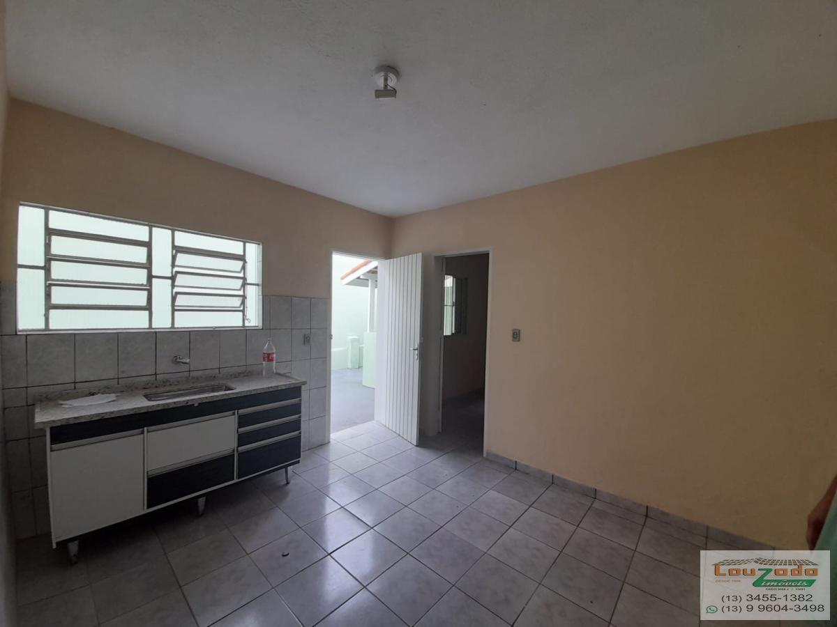 Casa à venda com 1 quarto, 310m² - Foto 12