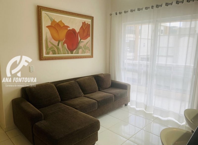 Apartamento à venda com 2 quartos, 70m² - Foto 5