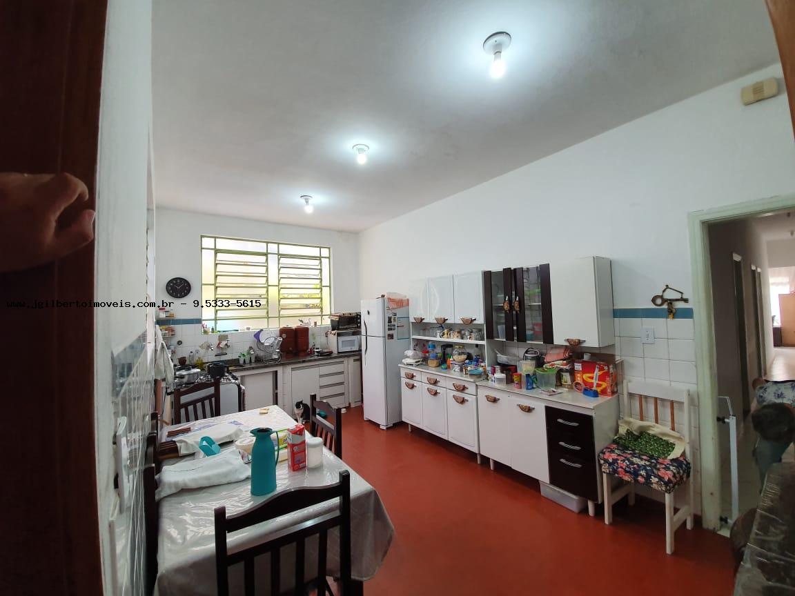 Casa à venda com 3 quartos, 139m² - Foto 23