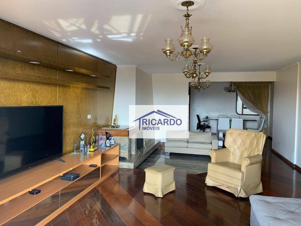 Apartamento à venda com 4 quartos, 220m² - Foto 23