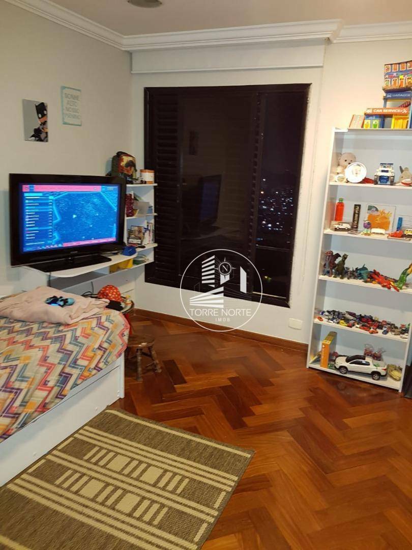 Apartamento à venda com 4 quartos, 220m² - Foto 19