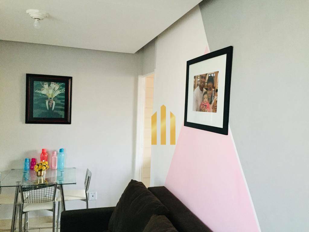 Apartamento à venda com 2 quartos, 48m² - Foto 12