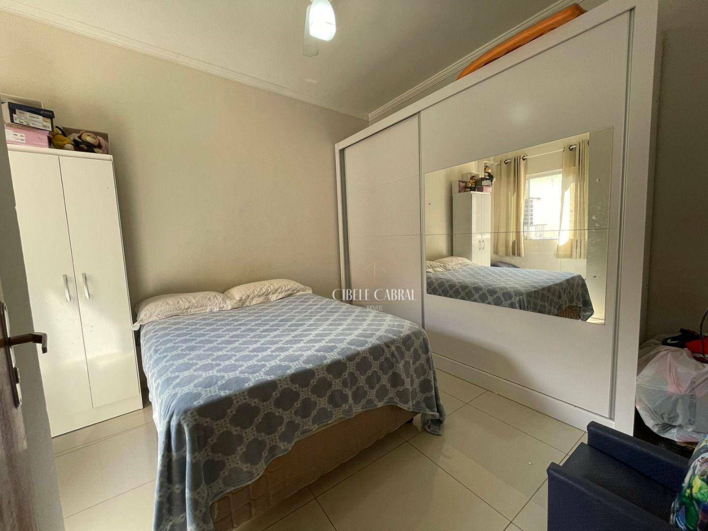 Casa à venda com 4 quartos, 320m² - Foto 23