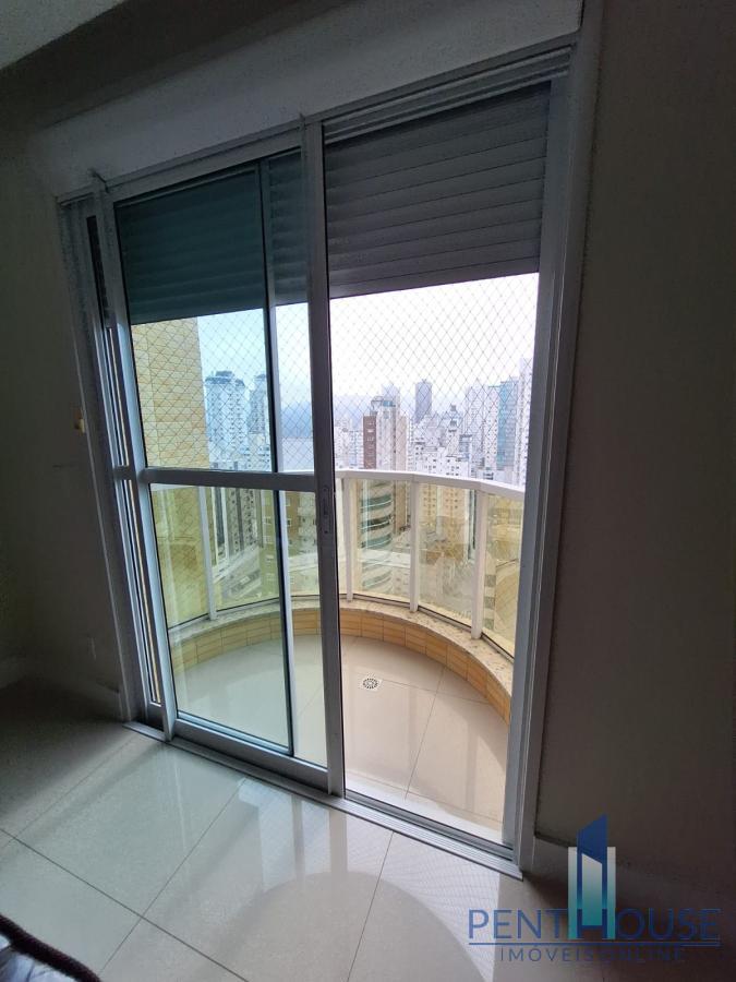 Apartamento para alugar com 3 quartos, 136m² - Foto 19