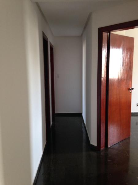 Apartamento à venda com 5 quartos, 230m² - Foto 7