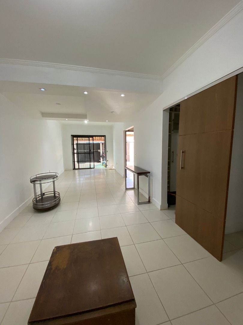 Casa à venda com 3 quartos, 147m² - Foto 9