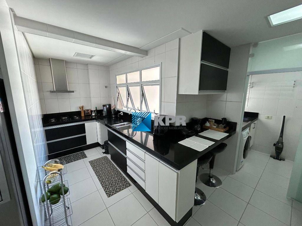 Apartamento para alugar com 3 quartos, 129m² - Foto 16
