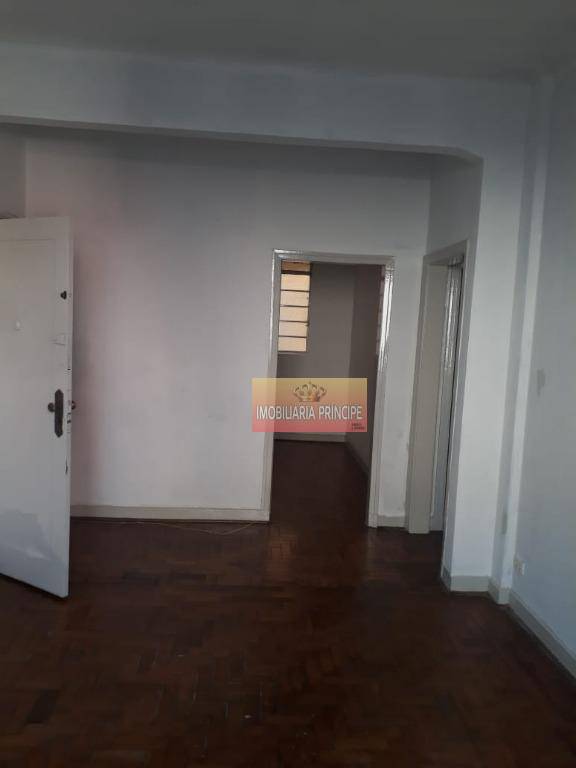 Apartamento à venda com 2 quartos, 80m² - Foto 2