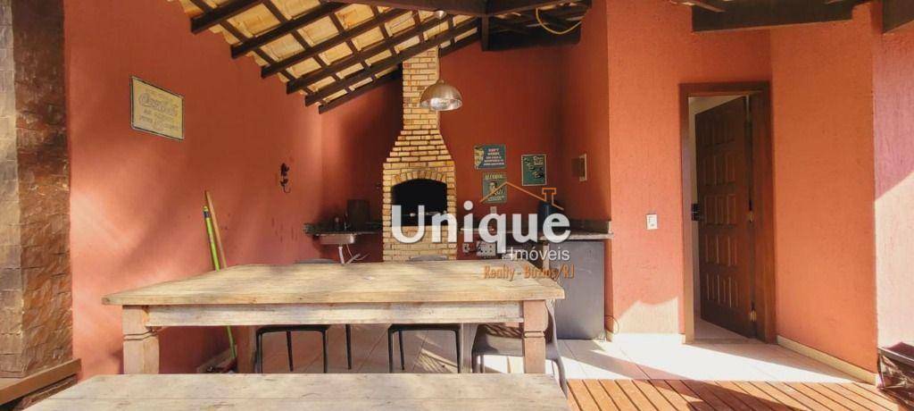 Casa de Condomínio à venda com 4 quartos, 300m² - Foto 10