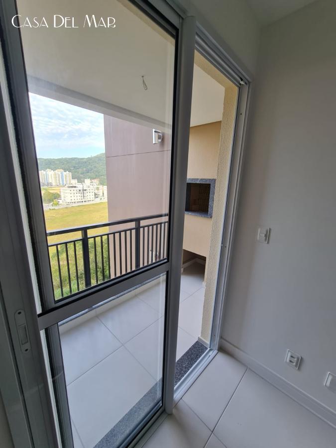 Apartamento à venda com 2 quartos, 56m² - Foto 3